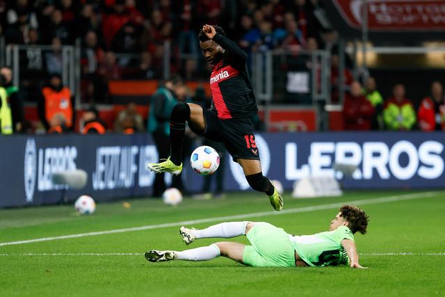 沃尔夫斯堡足球俱乐部展望新赛季希望，振奋人心的简单介绍