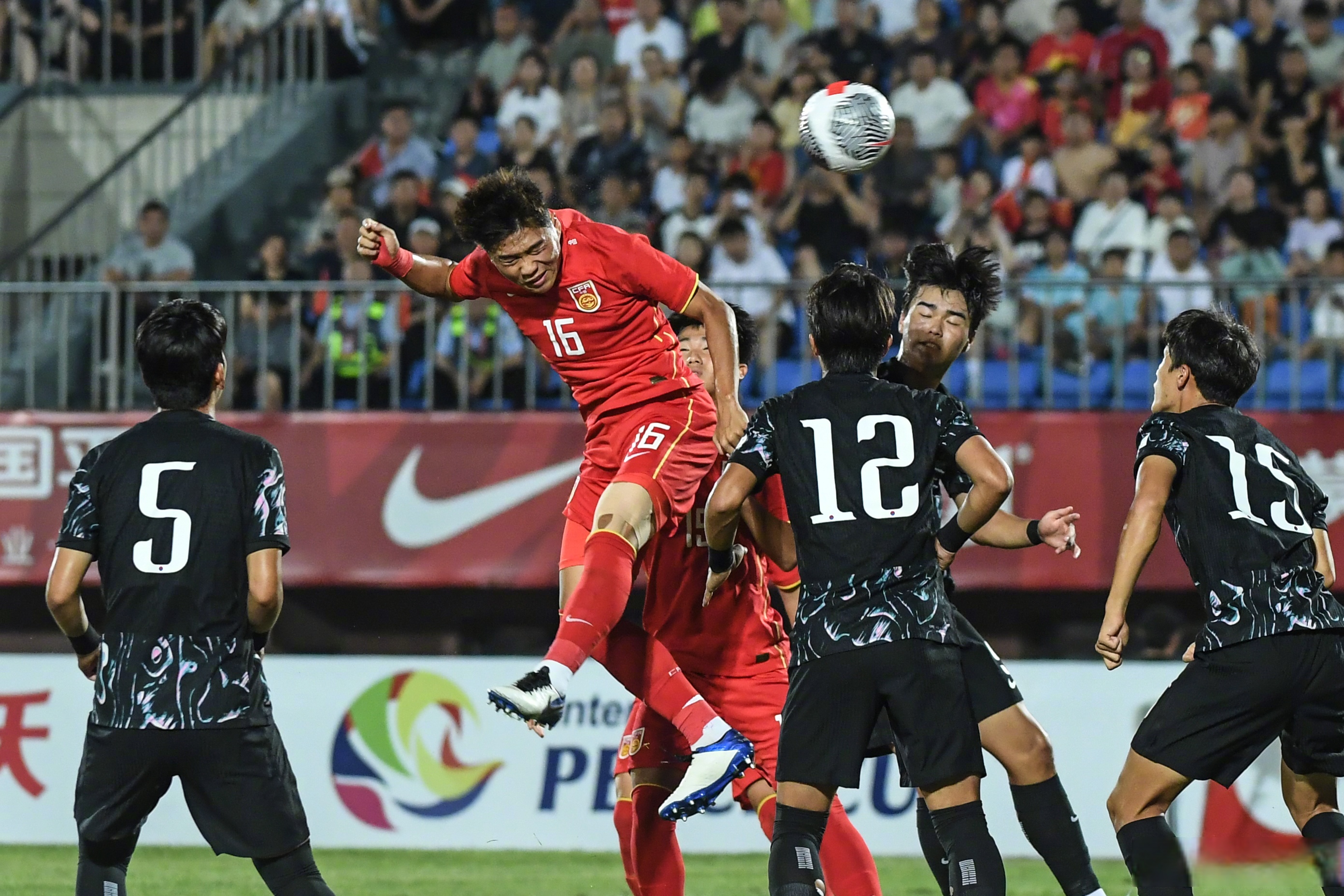 韩国队鏖战中国队,张继科统治全场 韩国队鏖战中国队,张继科统治全场