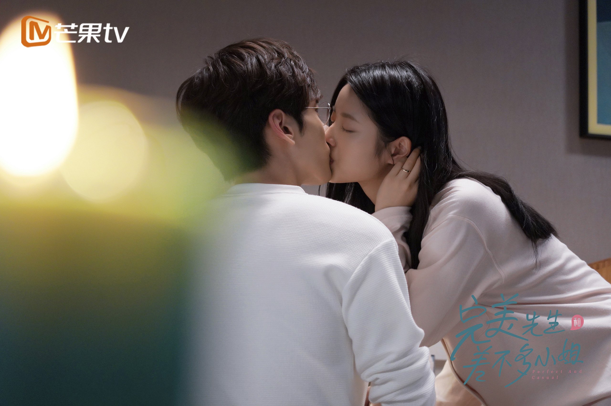 冷门之夜！墨西哥掀翻卡塔尔，拉什福德替补神兵天降